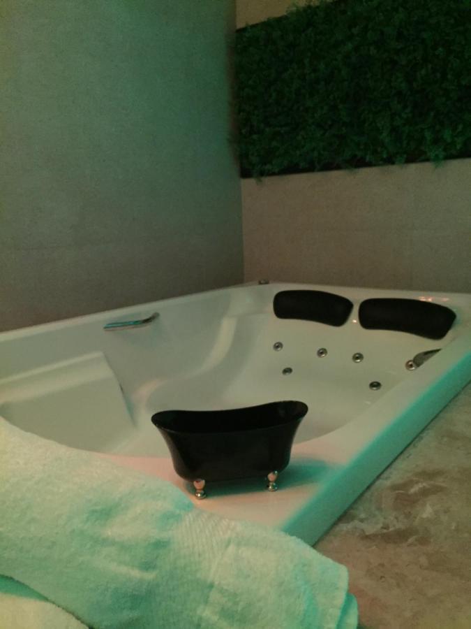 Imperium Inn Motel (Adults Only) Nova Ponte Εξωτερικό φωτογραφία