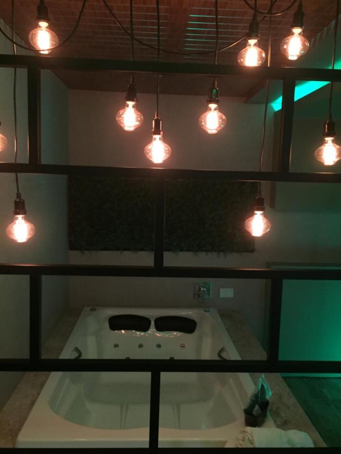 Imperium Inn Motel (Adults Only) Nova Ponte Εξωτερικό φωτογραφία