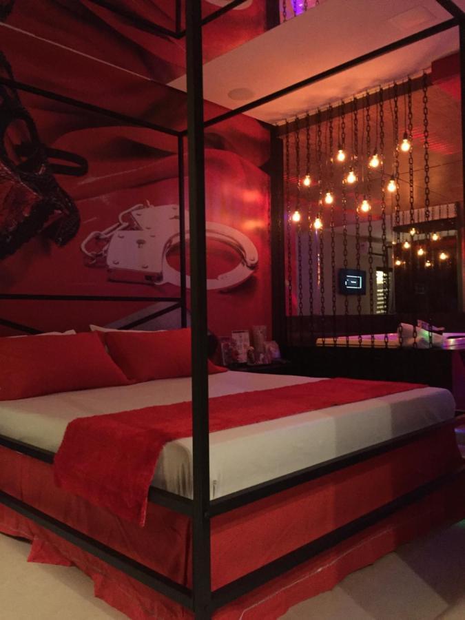 Imperium Inn Motel (Adults Only) Nova Ponte Εξωτερικό φωτογραφία